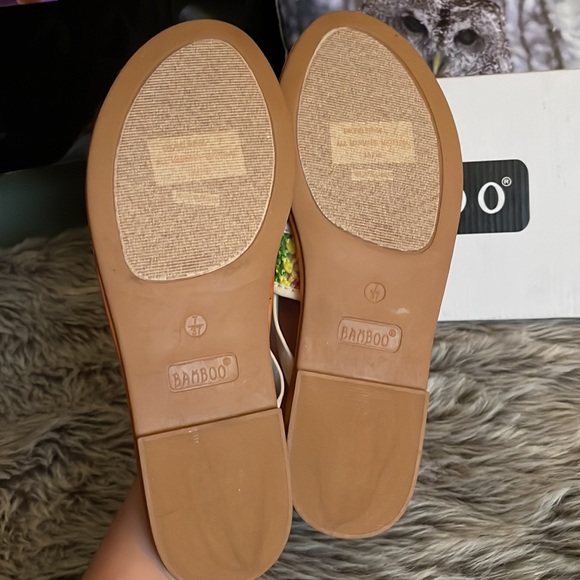 Bamboo colourful sandals. - Picture 3 of 7